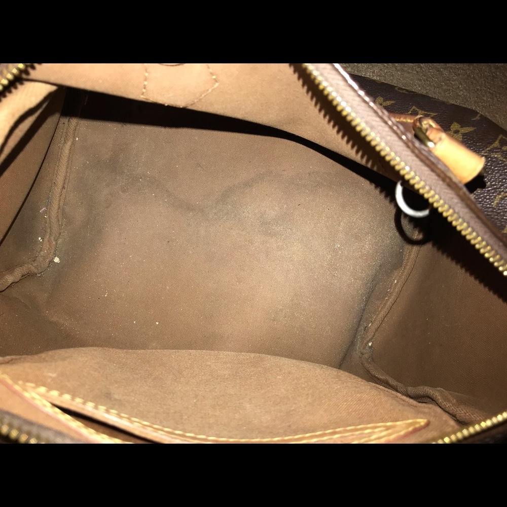 Louis Vuitton speedy bag